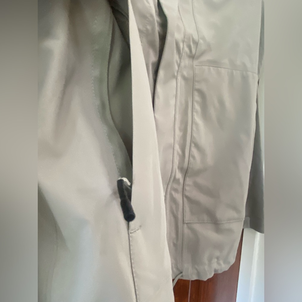 Rains Mens/Unisex Suva Softshell Cargo Raincoat Driftwood Sz M  Retails 200+ - Picture 7 of 10